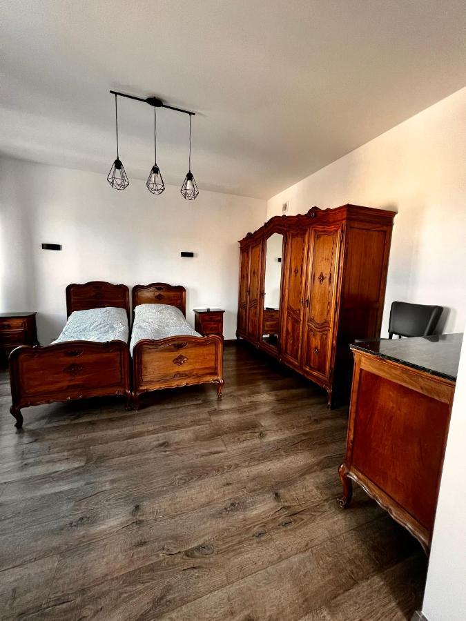 Apartament na Maja -2- Skierniewice Bagian luar foto